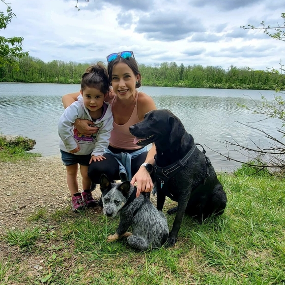 Barely worn or brand new clothing & accessories - Picture 3 of 3